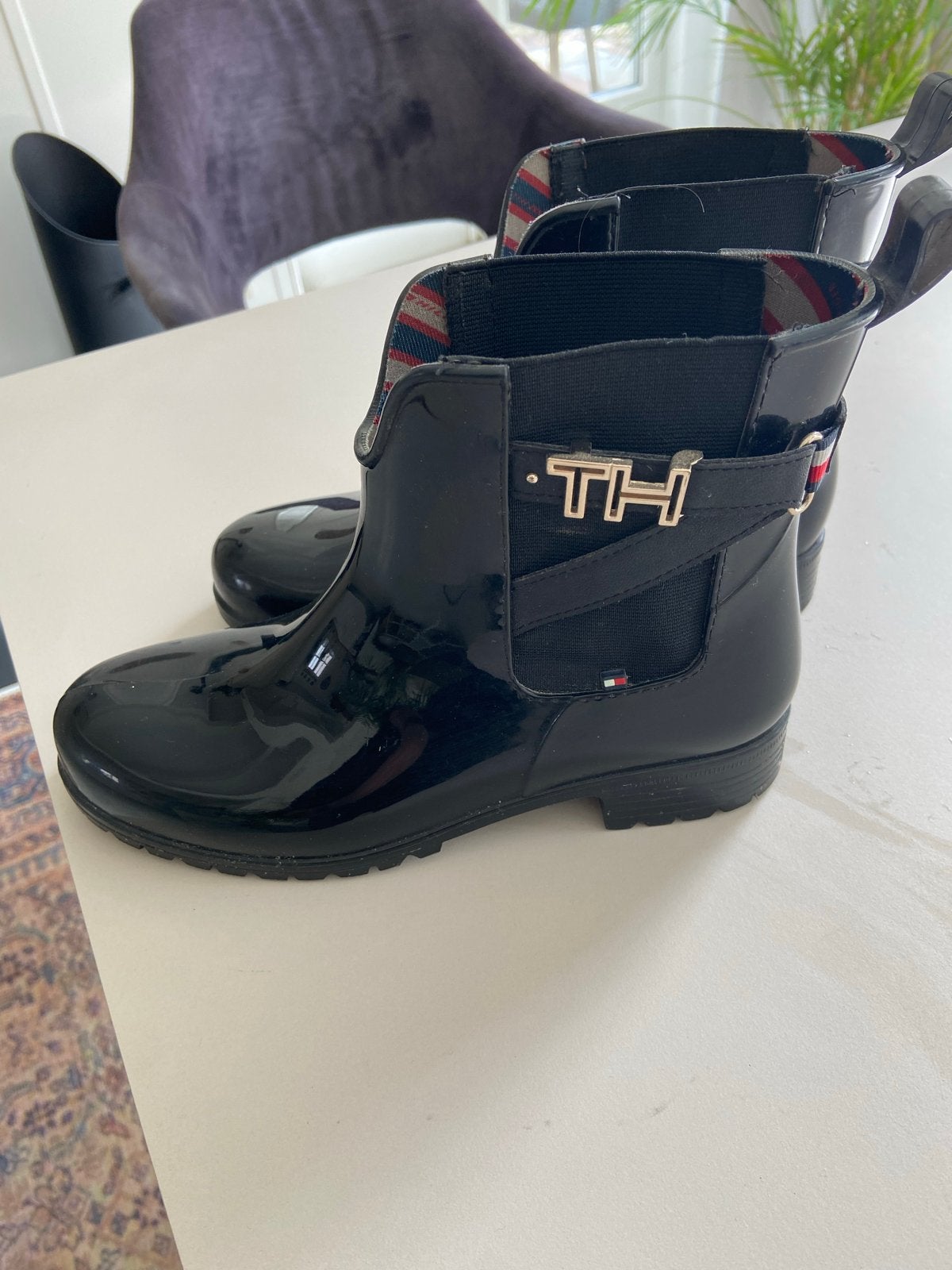 Tommy Hilfiger korte laarsjes, maat 38, Ophalen of Verzenden, Gedragen, Zwart, Lage of Enkellaarzen