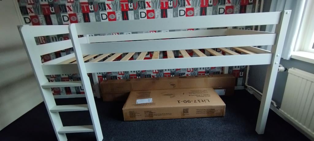 Witte (half) hoogslaper 90x200 cm, Kinderen en Baby's, Kinderkamer | Stapelbedden en Hoogslapers, Ophalen, Gebruikt, Halfhoogslaper