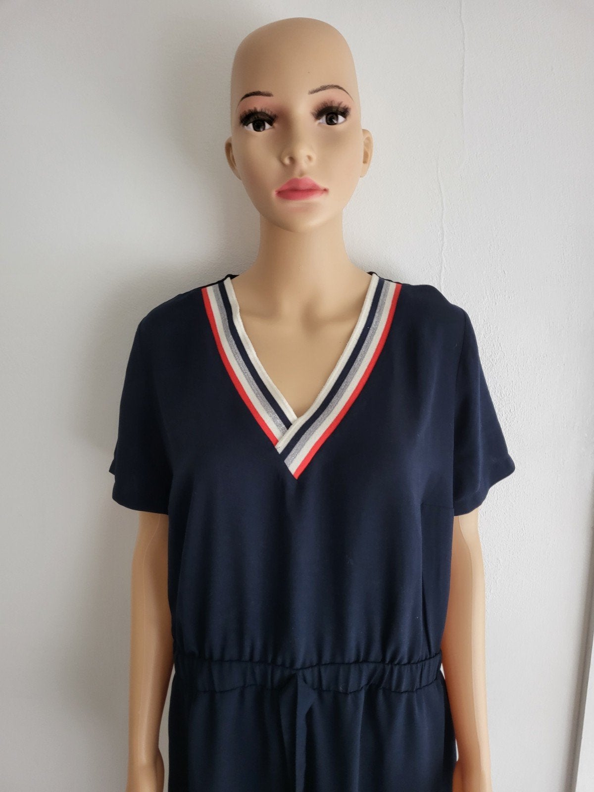 Bel&Bo Donkerblauwe Zomerjurk
Maat is 44 .
Van oksel tot oks, Kleding | Dames, Pyjama's, Ophalen of Verzenden, Zo goed als nieuw