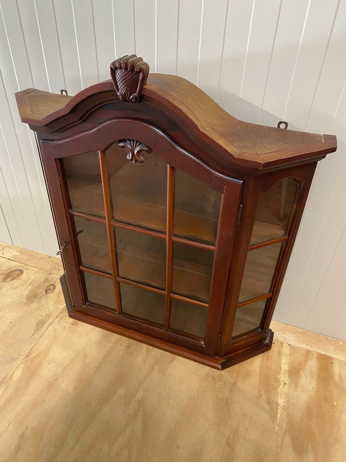Antieke Houten Vitrinekastje, Ophalen