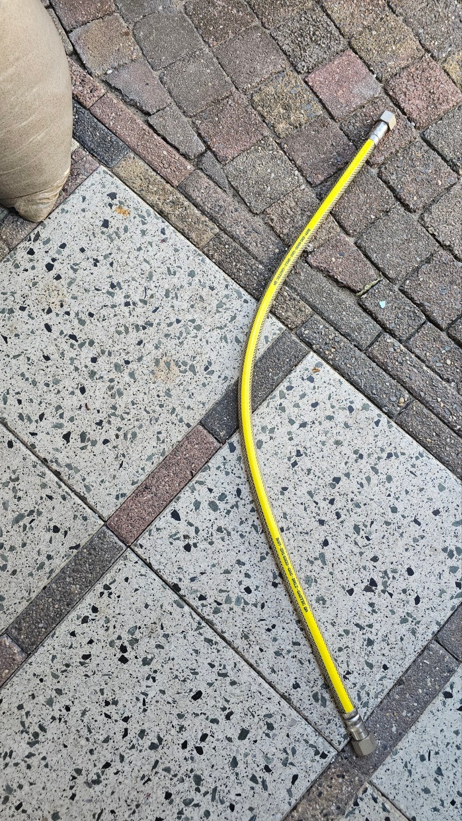 Gele gasslang met koppelingen, Ophalen of Verzenden, Nieuw, Overige merken, Kabel of Snoer