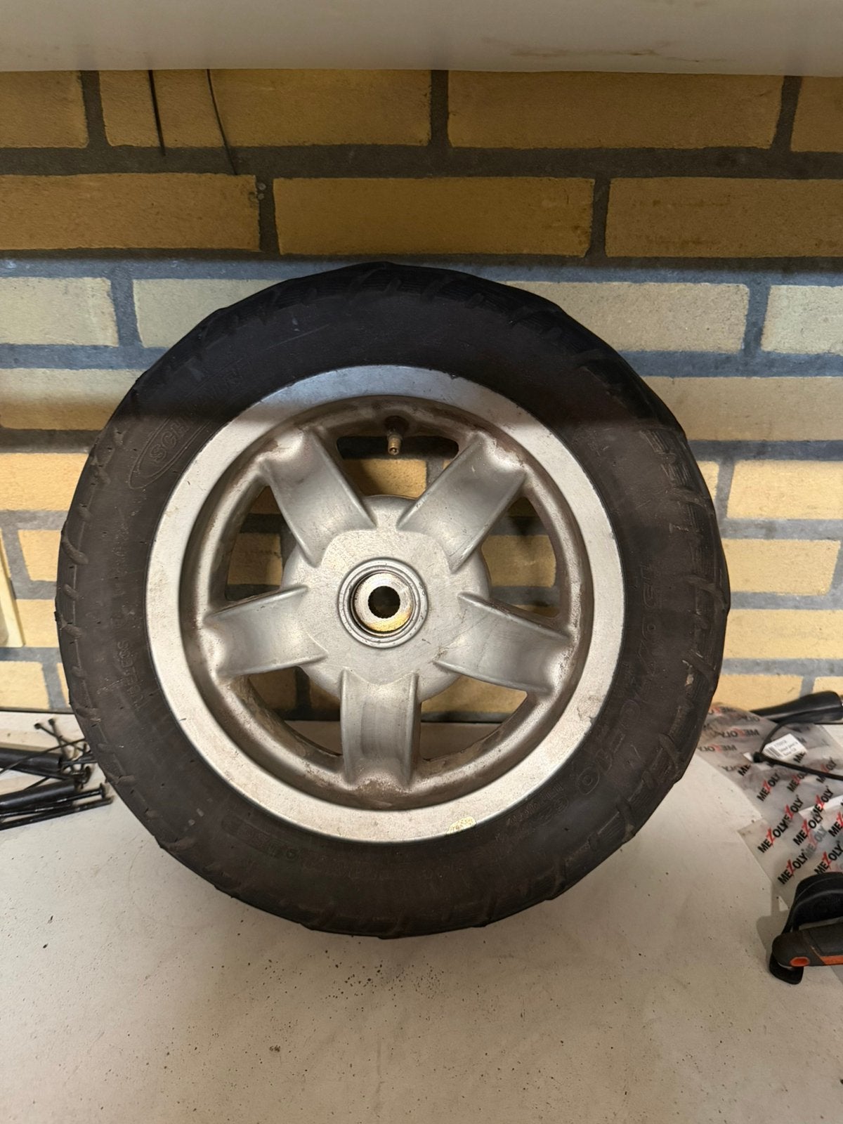 Zip achtervelg met band, Ophalen of Verzenden, Zo goed als nieuw, Overige typen, Piaggio