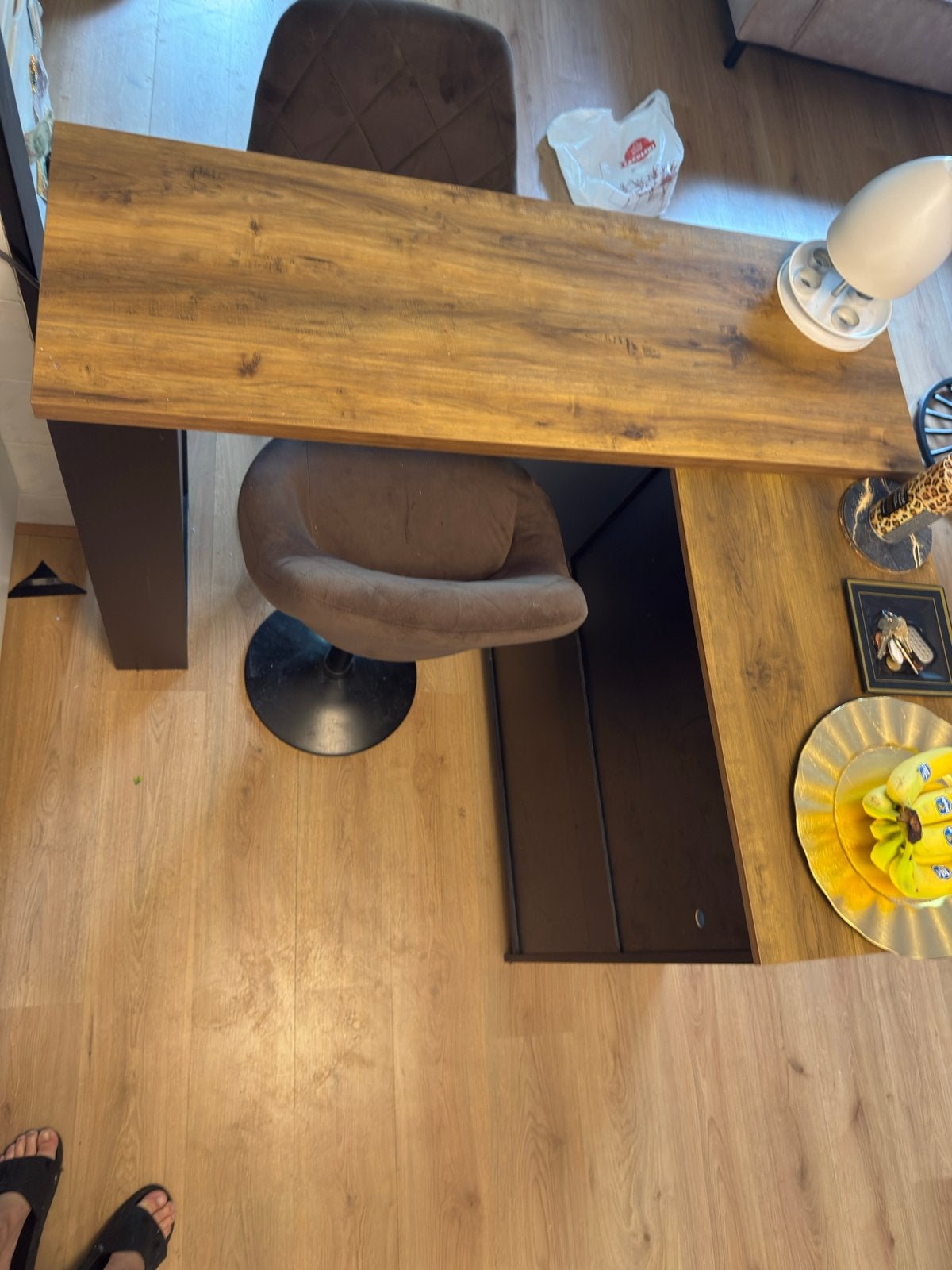Moderne bar/eiland met opbergruimte en zitplaatsen, Ophalen, 100 tot 150 cm, 150 tot 200 cm, Zo goed als nieuw