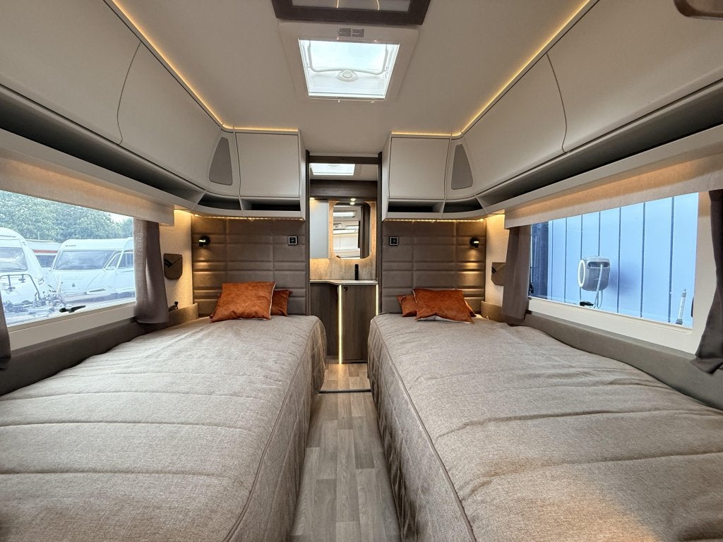 Kabe Safir 600 TDL KS, Rondzit, Bedrijf, Kabe, Schokbreker