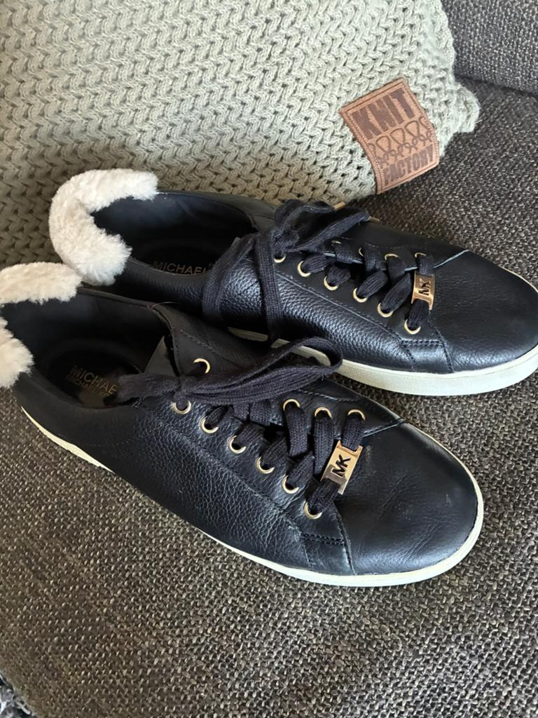 Michael Kors zwart sneaker schoen 40 bont, Zwart, Ophalen of Verzenden, Sneakers of Gympen, Zo goed als nieuw