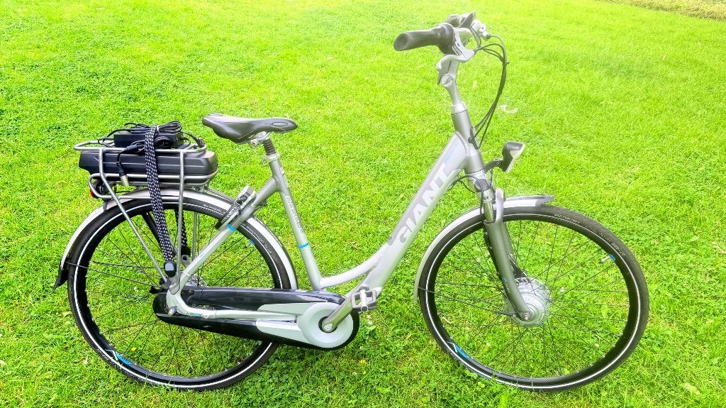 Nette goede unisex Elektrische fiets Giant Ease 56cm 8speed, Ophalen, Gebruikt, Giant, 50 km per accu of meer