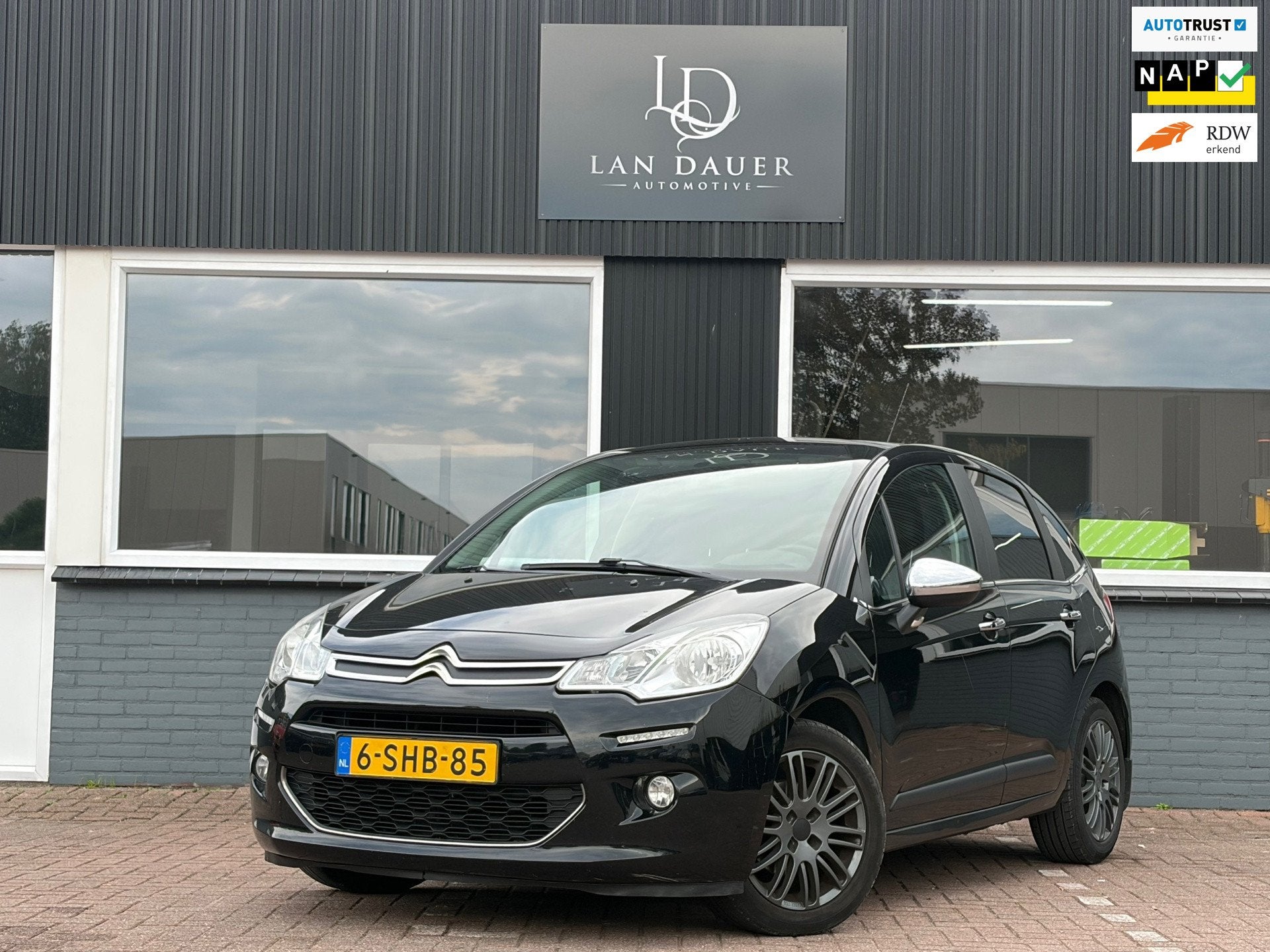 Citroen C3 1.2 VTi Collection / Airco / Leder / Cruise, Auto's, Voorwielaandrijving, Euro 5, Gebruikt, 31 €/maand