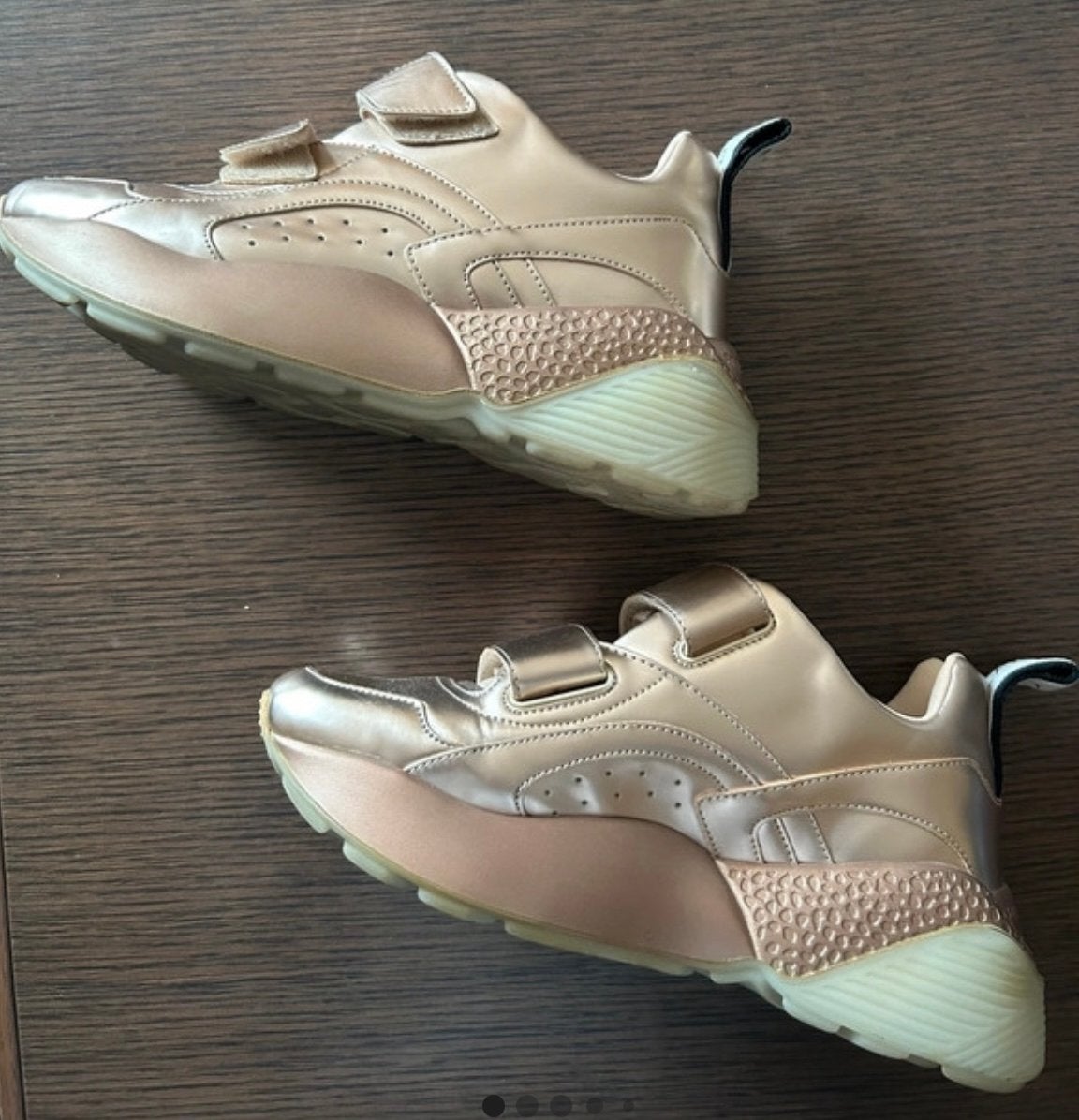 Stella McCartney Eclipse sneakers maat 39, Kleding | Dames, Schoenen, Ophalen of Verzenden, Gedragen, Overige kleuren, Sneakers of Gympen
