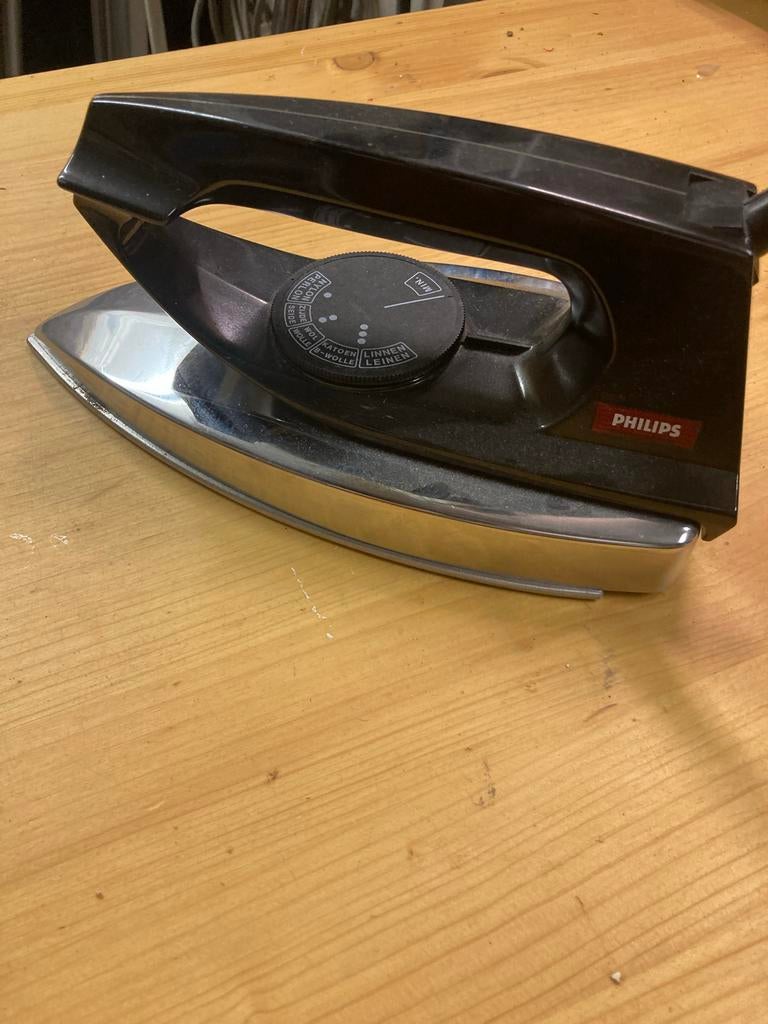 Vintage Philips Strijkijzer - Klassiek Model, Witgoed en Apparatuur, Strijkijzers en Strijkplanken, Ophalen, Gebruikt, Strijkijzer met snoer