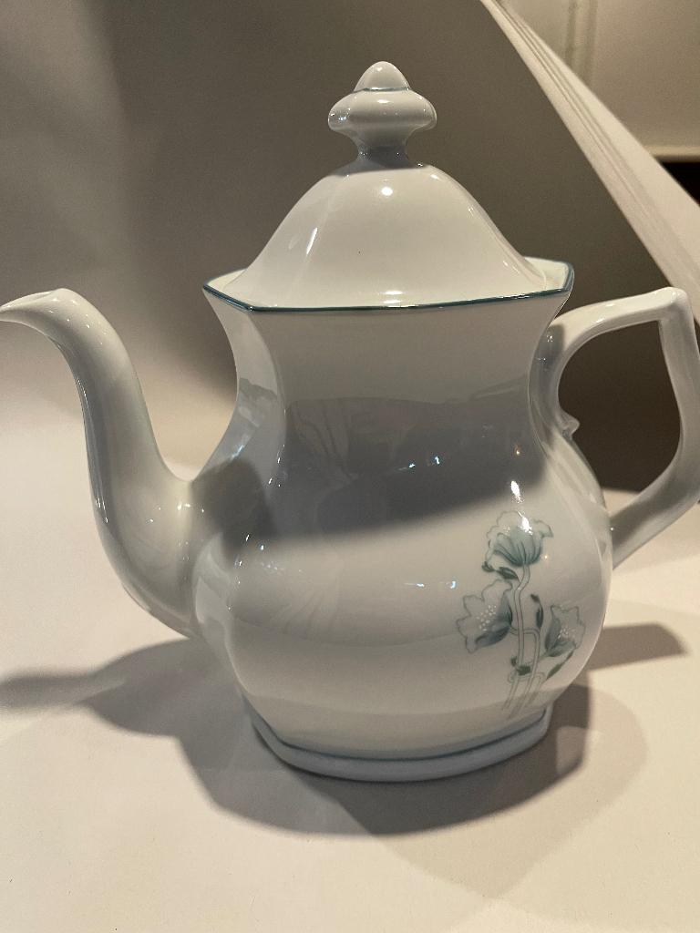 Bavaria thee pot, Overige typen, Ophalen of Verzenden, Zo goed als nieuw, Overige stijlen