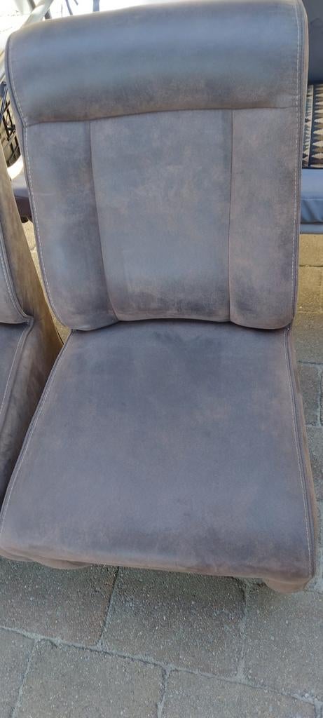 4 keurige keukenstoelen kleur donkerbruin, Ophalen, Gebruikt, Bruin, Vier
