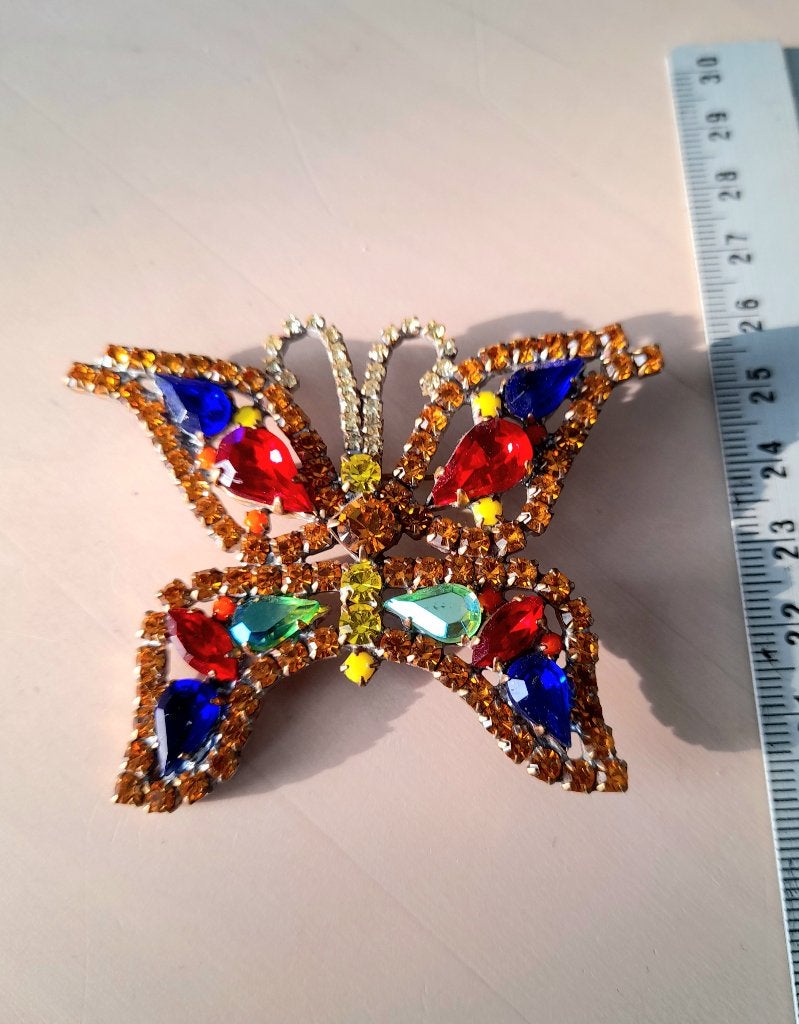 Mooie vlinder broche van Tsjechisch glas, Overige materialen, 4 tot 7 cm, Overige kleuren, Ophalen of Verzenden
