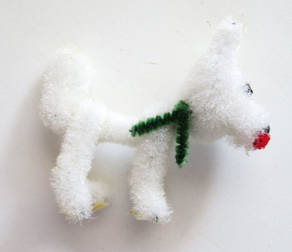 Oude Kersthanger: Klein Hondje  met kersttak als halsband, Ophalen of Verzenden