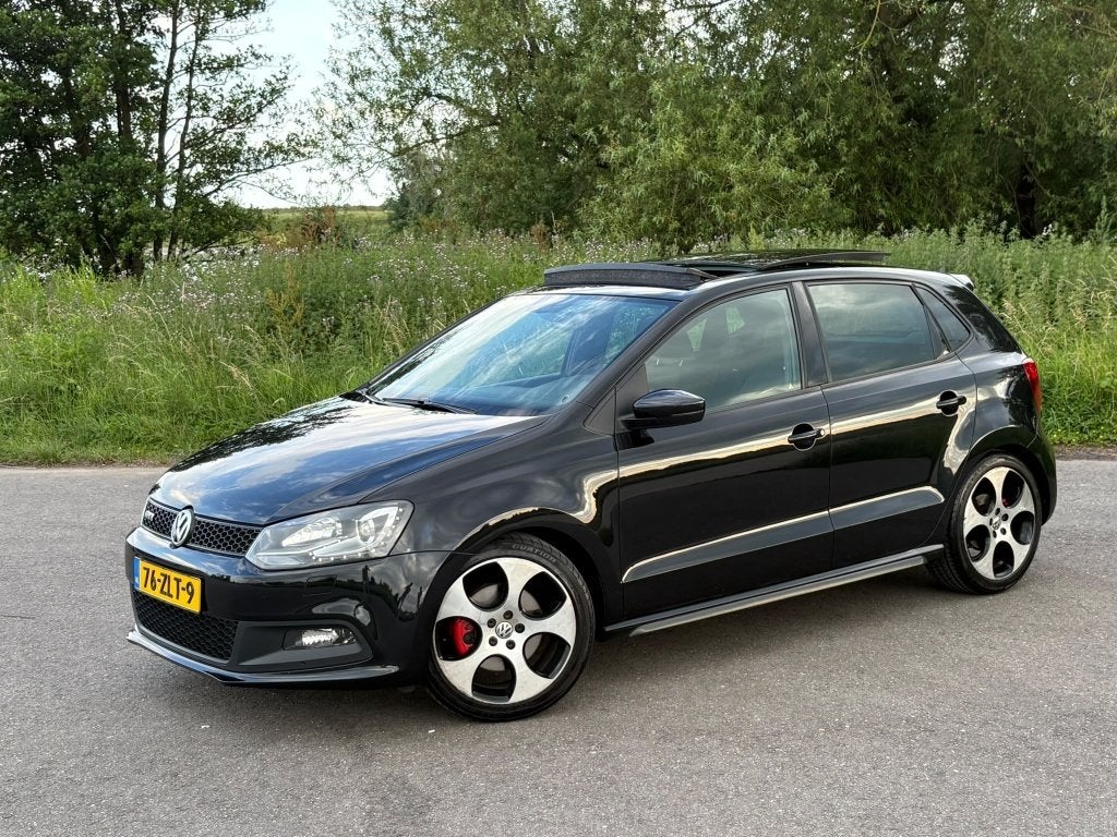 Volkswagen Polo GTI 1.4 TSI DSG AUT 2013 Miltek Pano Org NL, Auto's, Euro 5, Zwart, 4 cilinders, Zwart