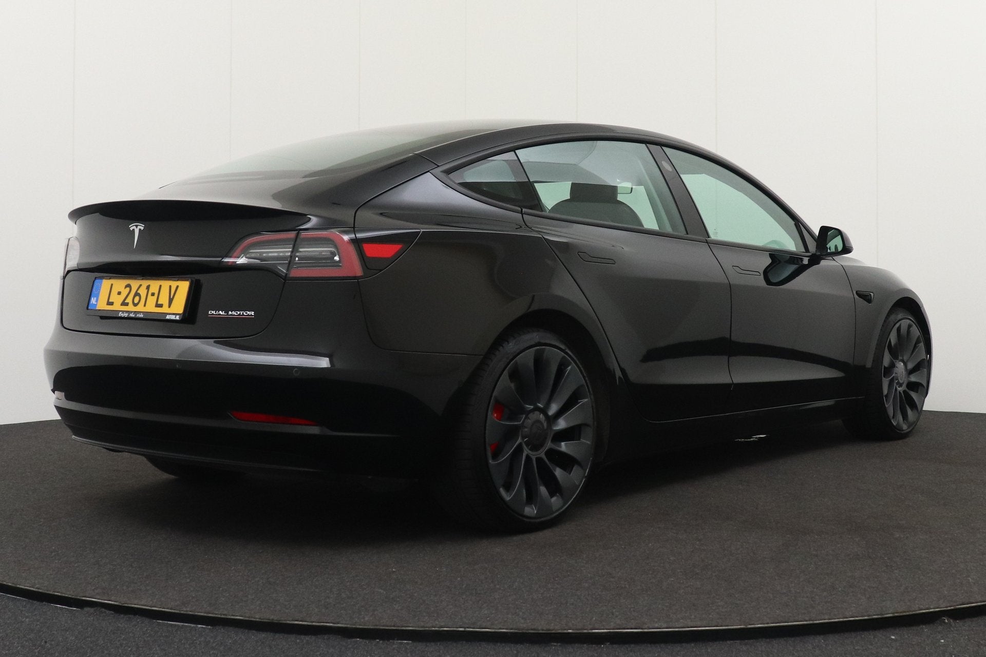Tesla Model 3 Performance AWD 75 kWh 463 PK FSD 20'LMV Aap.C, Auto's, Tesla, Automaat, Gebruikt, Zwart, Stoelverwarming