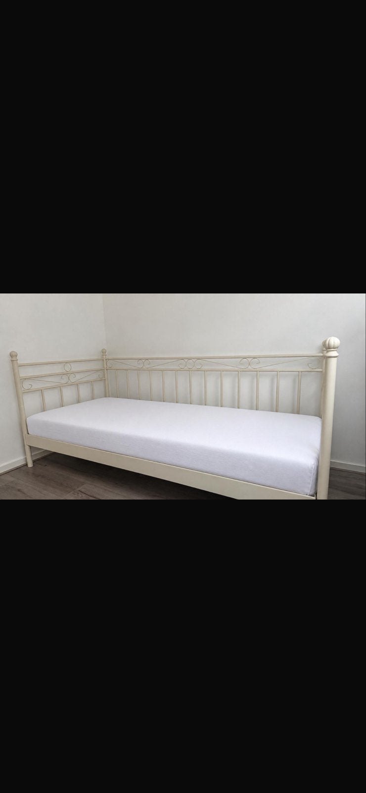 Gratis Ophalen: Eenpersoons Metalen Bedframe, Gebruikt, 90 cm, Eenpersoons, Ophalen of Verzenden