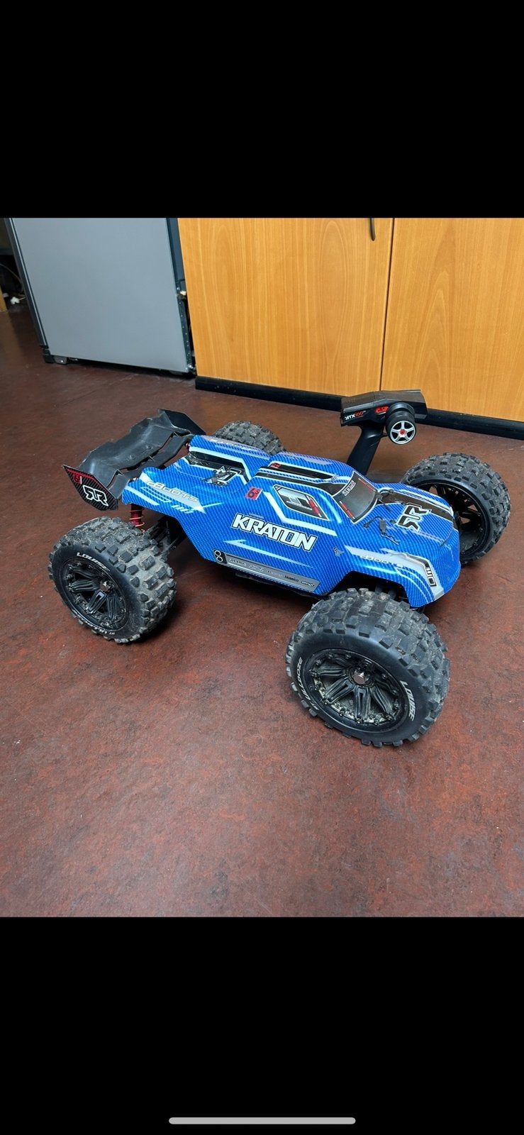 Arrma kraton 6s, Hobby en Vrije tijd, Modelbouw | Radiografisch | Auto's, Ophalen of Verzenden, Zo goed als nieuw, Auto offroad