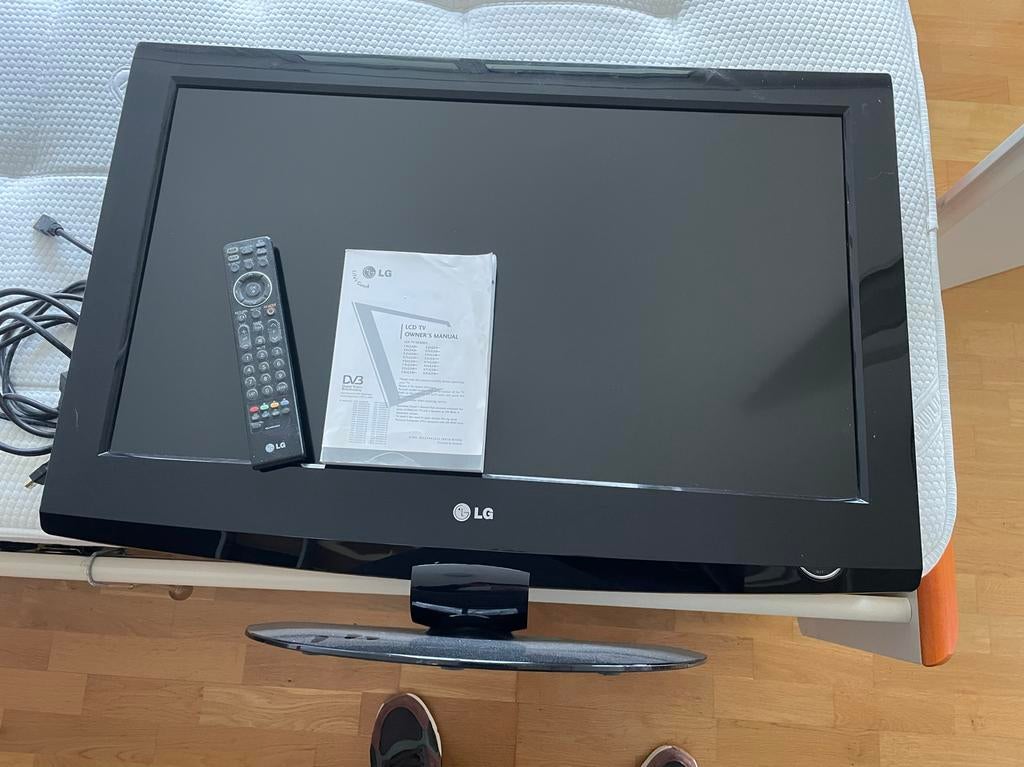 LG 32LG2000 LCD TV (geen smart TV), Ophalen, Gebruikt, 50 Hz, 80 tot 100 cm