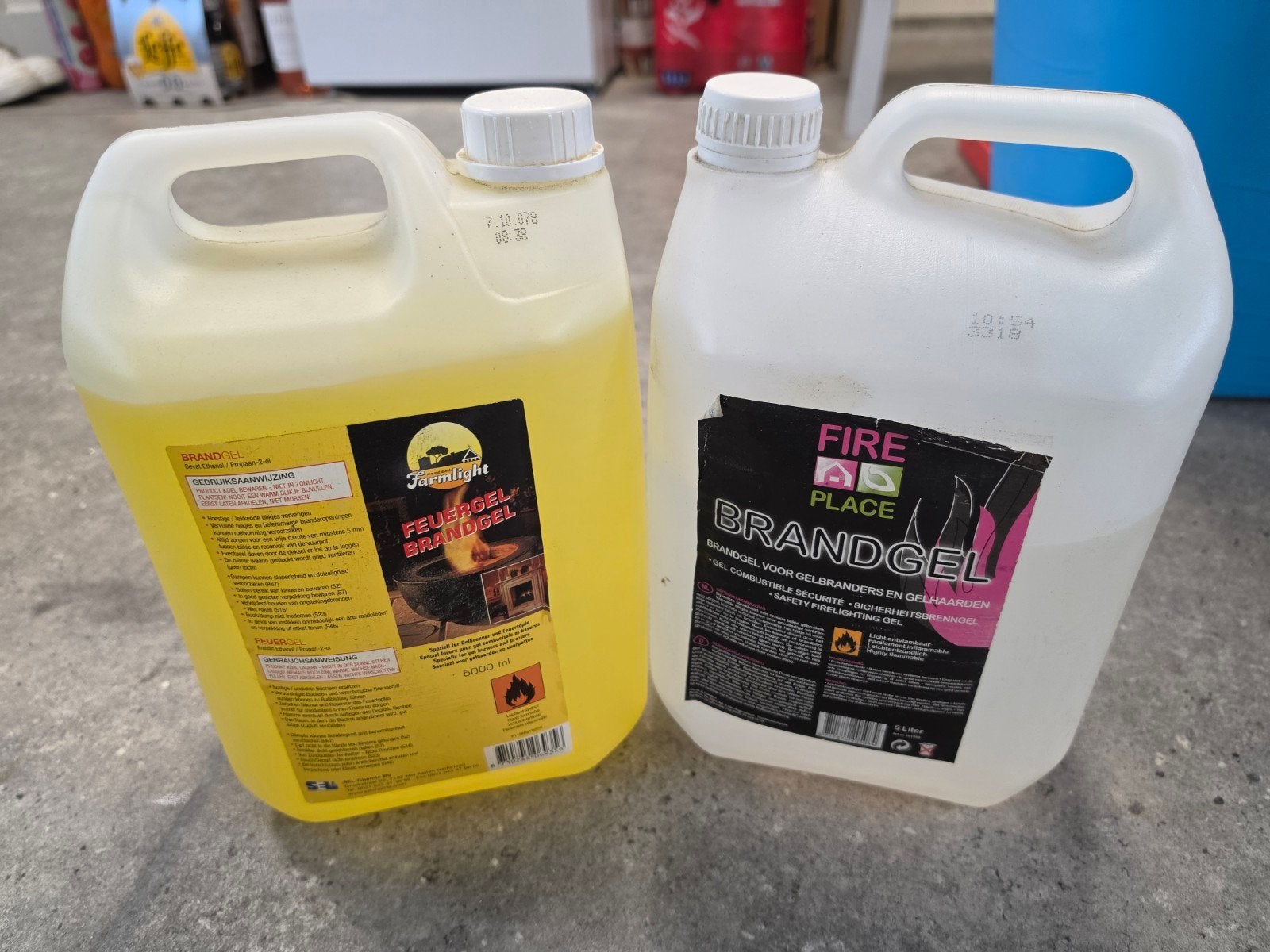 gratis: Brandgel jerrycans (één vol, één 2/3 vol), Ophalen of Verzenden, Gebruikt