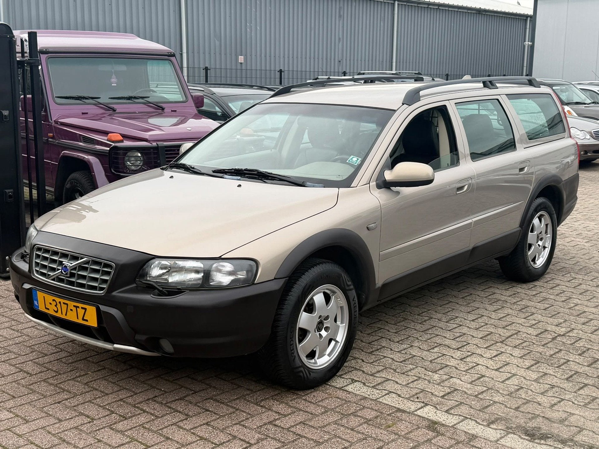 Volvo XC70 2.4 T AWD Automaat 2000 Blijvend Youngtimer ! Tur, Auto's, Bruin, XC70, 2435 cc, Vierwielaandrijving