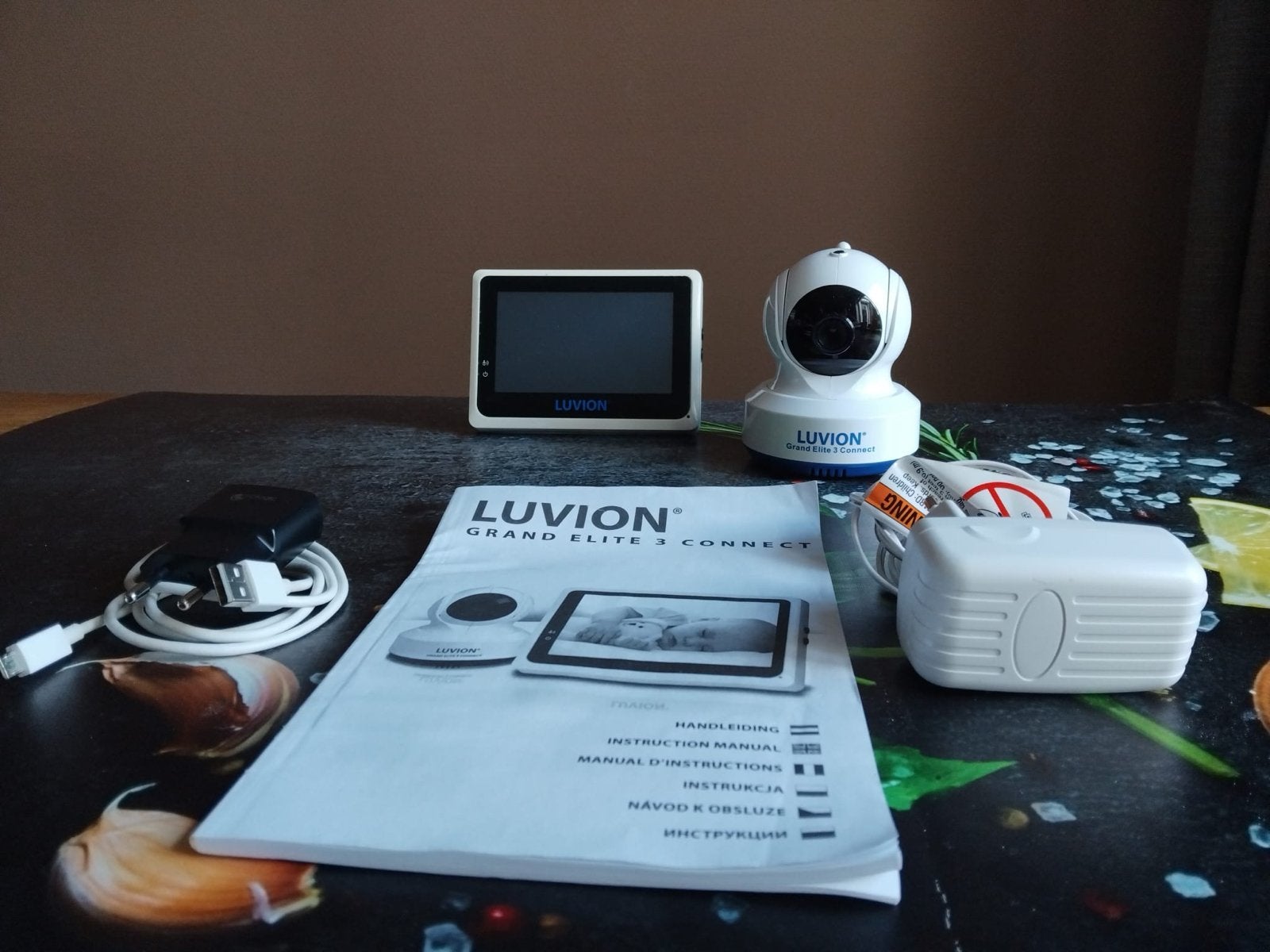 Luvion Grand Elite 3 Babyfoon met Wifi, Kinderen en Baby's, Babyfoons, Verzenden, Gebruikt, 250 meter of meer, Camera