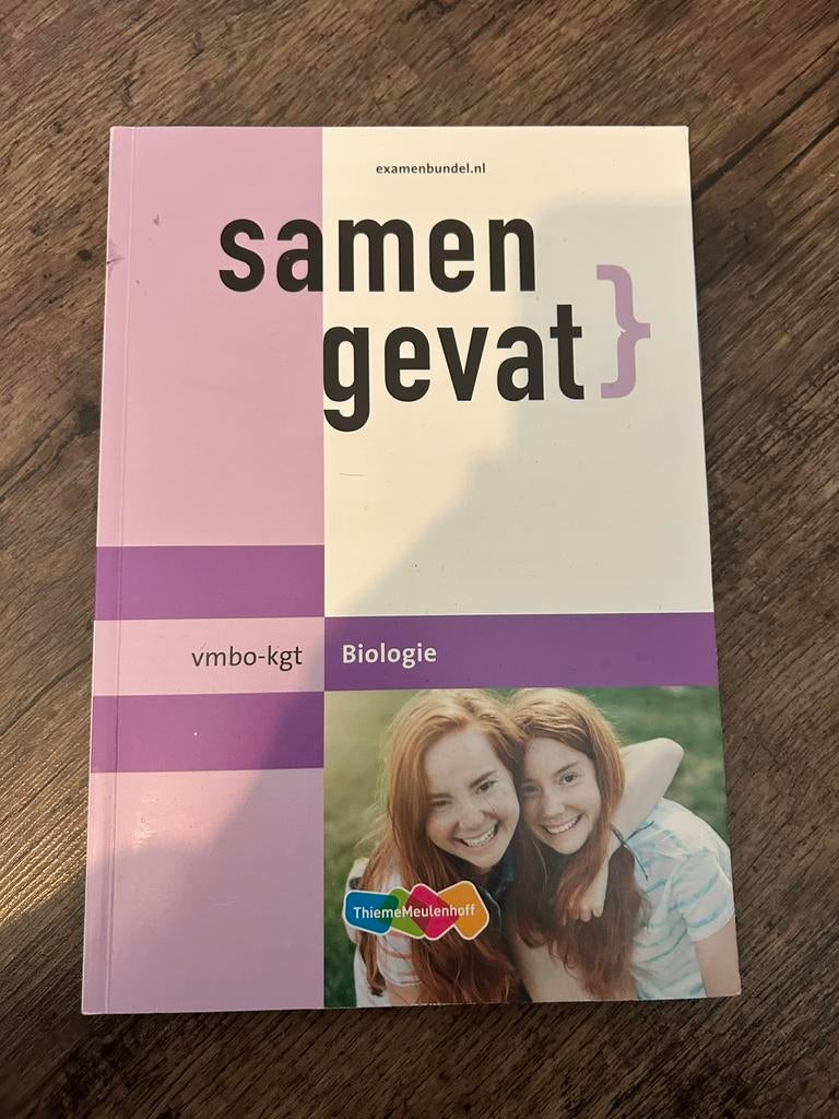 Samengevat VMBO examenbundels, Boeken, Schoolboeken, Ophalen of Verzenden, Zo goed als nieuw, VMBO, Biologie