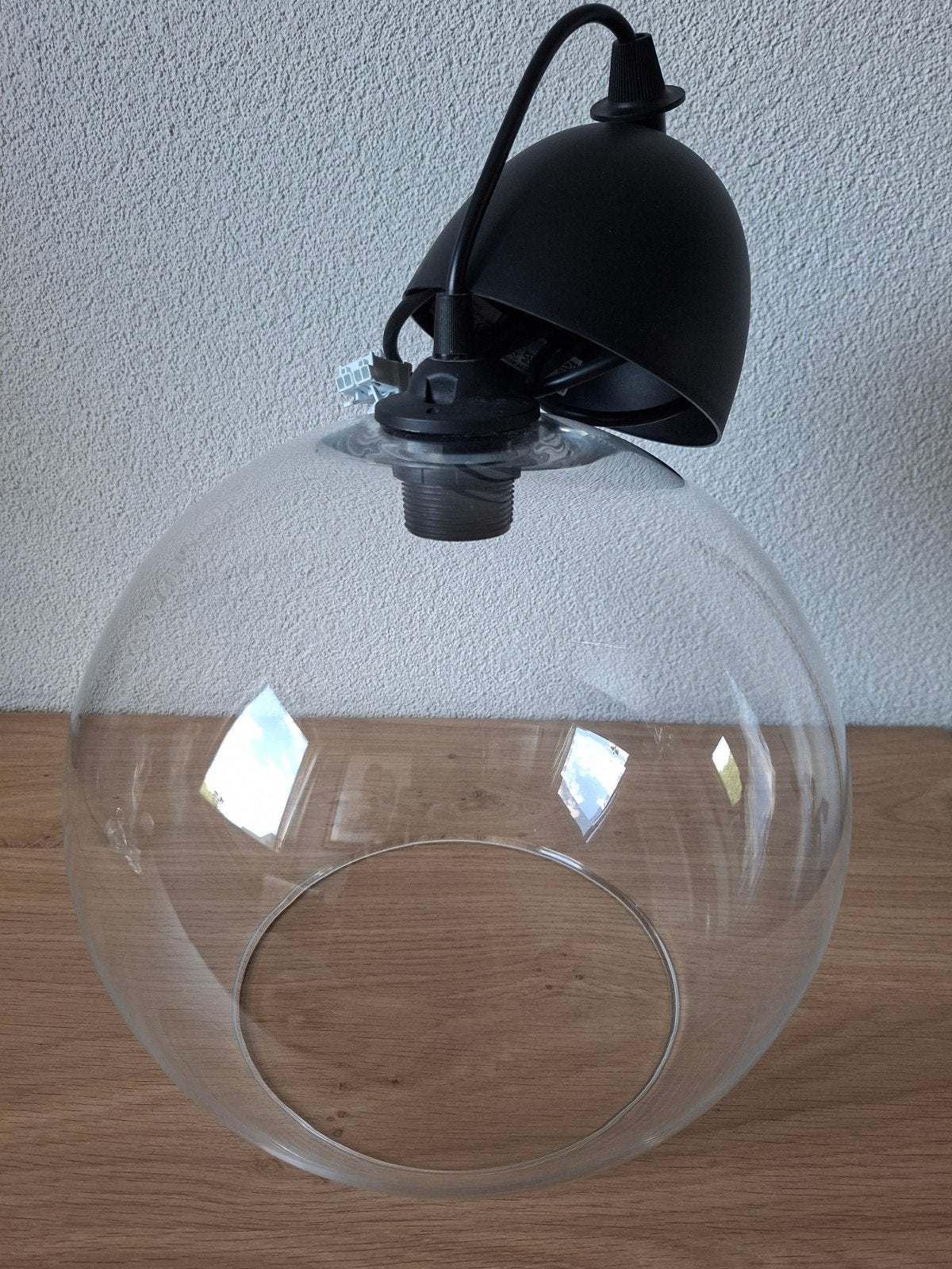 Glazen bol hanglamp 30 cm breed, 24 cm hoog, E27 fitting, Huis en Inrichting, Lampen | Hanglampen, Modern, E27 (groot), Ophalen of Verzenden