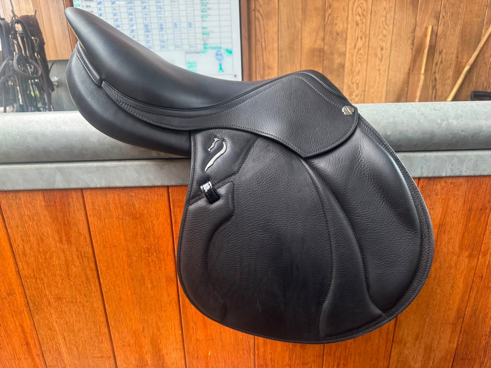 New Antares Extra Contact springzadel 17.5, Dieren en Toebehoren, Paarden en Pony's | Zadels, Ophalen of Verzenden, Springen