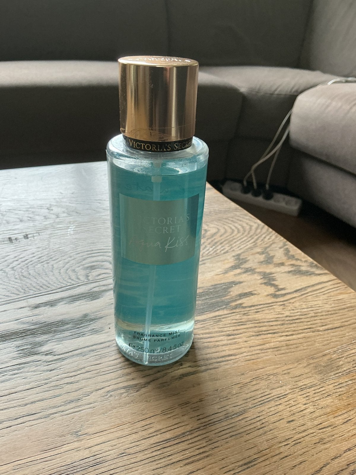 Victoria Secret Aqua Kiss bodymist 250 ml, Ophalen of Verzenden, Zo goed als nieuw