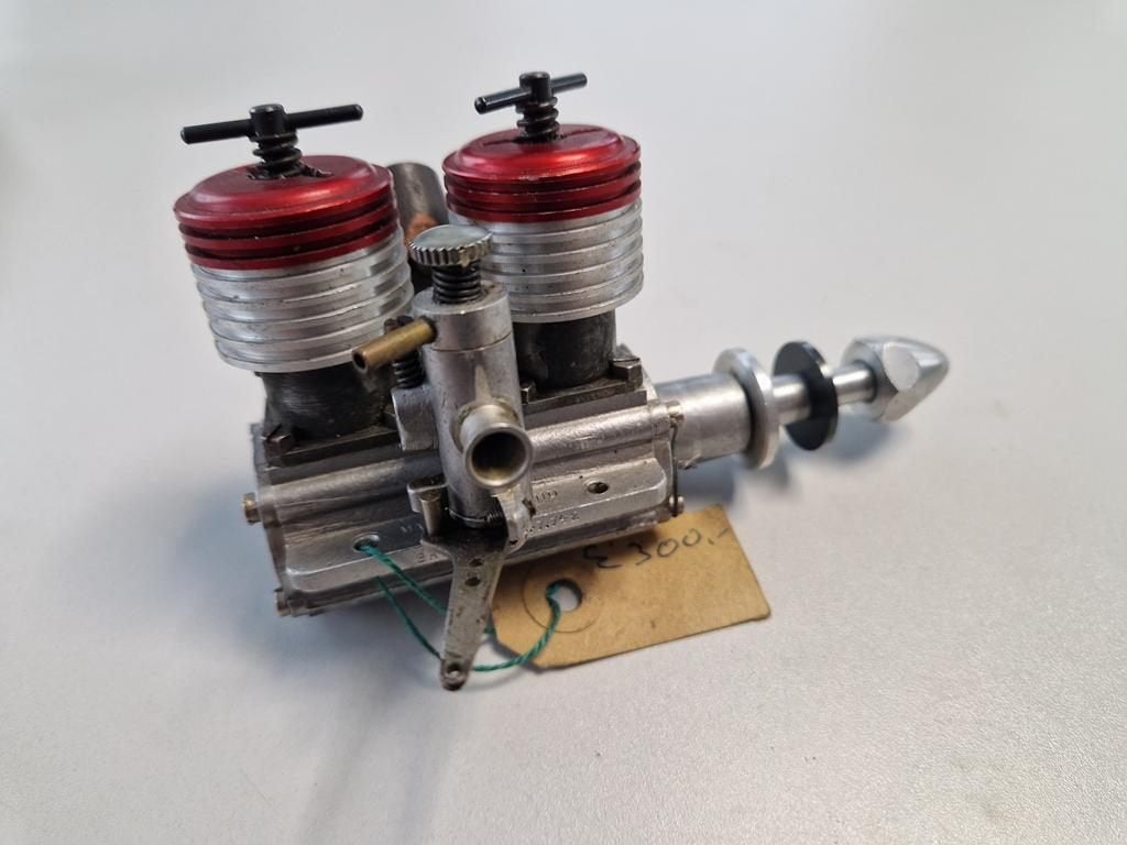 Vintage Taplin Twin 7cc Mk.1 Modelmotor (1959-1962), Overige merken, 1:50 of kleiner, Ophalen of Verzenden, Zo goed als nieuw