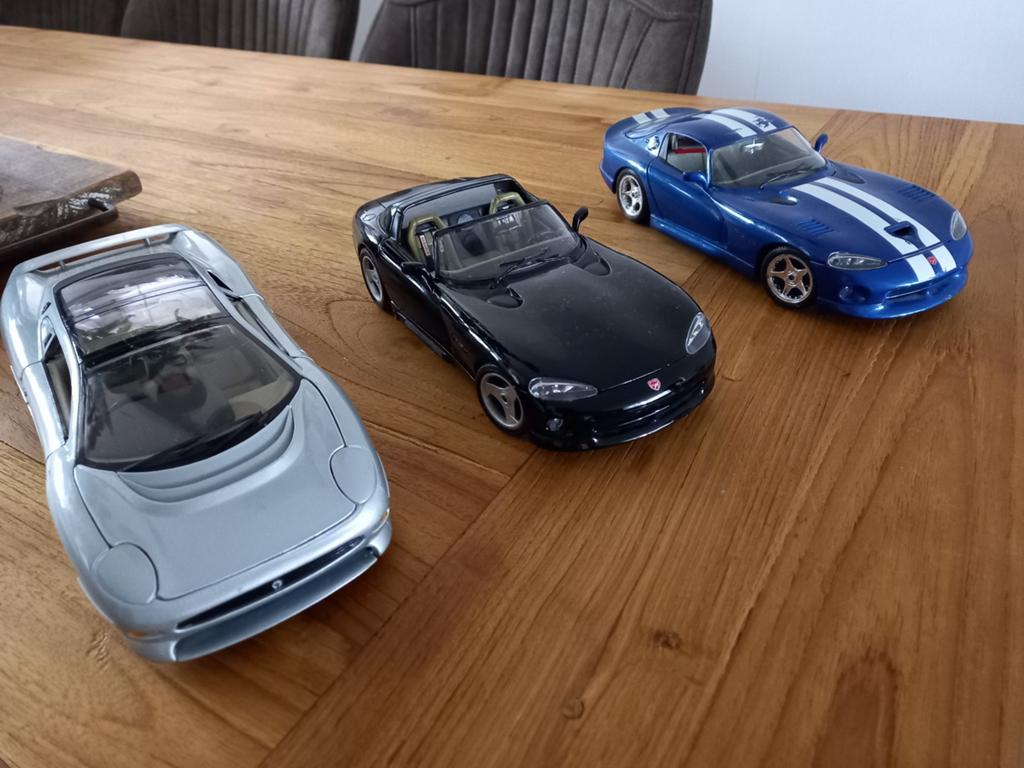 2 x Dodge Viper / 1 x Jaguar XJ220, Ophalen of Verzenden, Gebruikt, Bburago