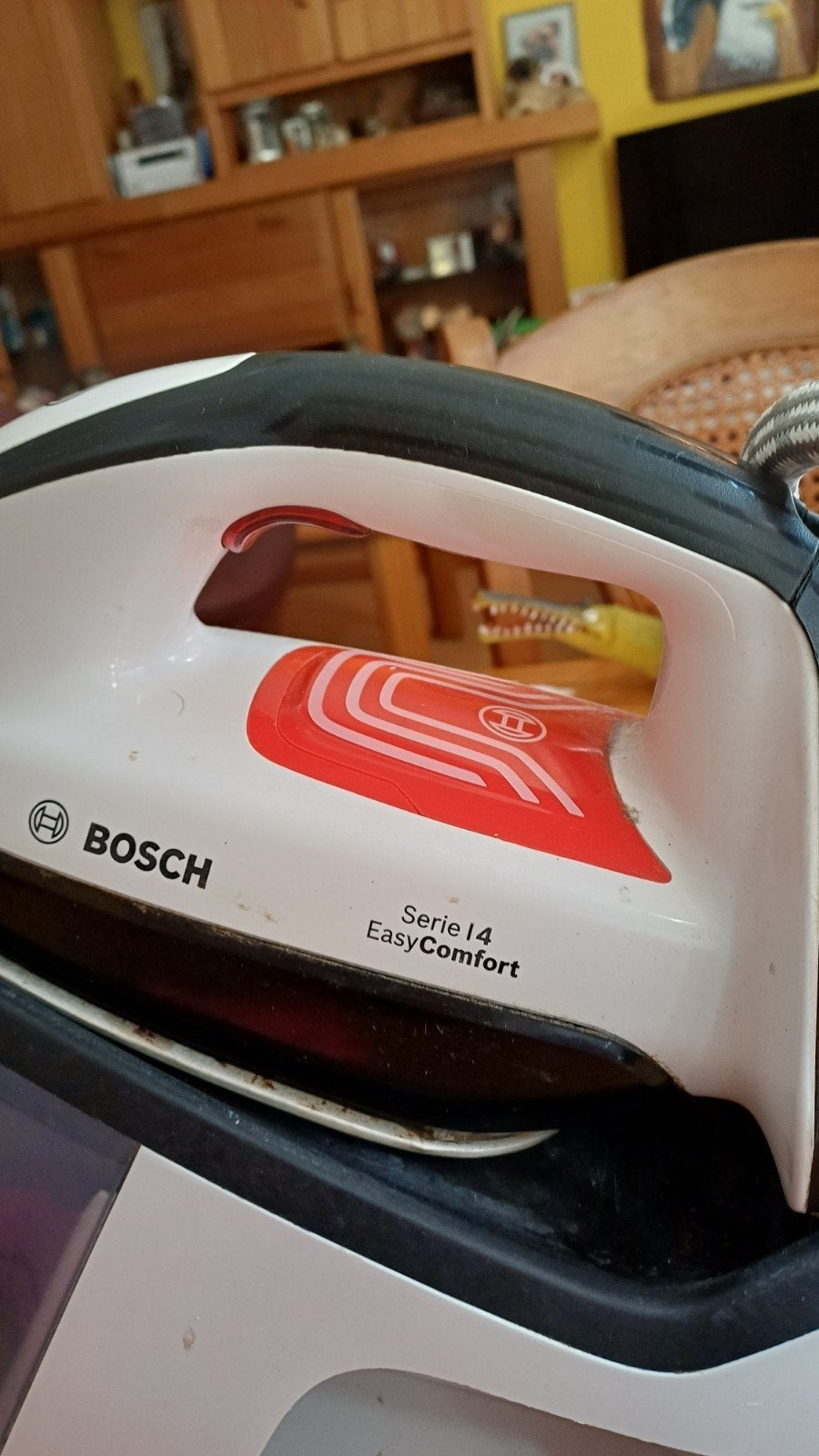 Bosch Serie | 4 EasyComfort Strijkijzer, Witgoed en Apparatuur, Ophalen of Verzenden, Gebruikt, Strijkijzer met snoer