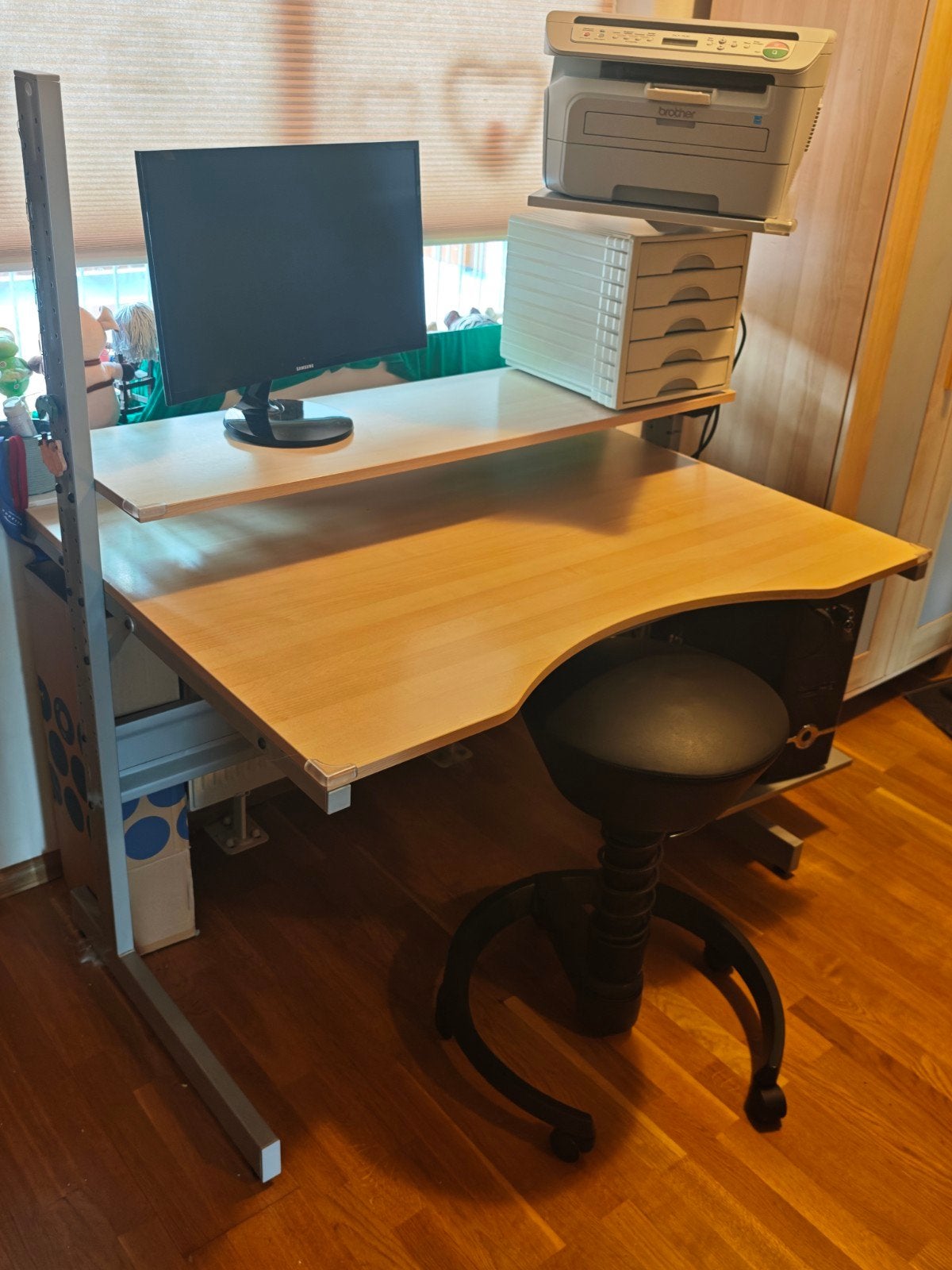Verstelbaar bureau afmeting 1.20x90, Ophalen, Gebruikt, Hout, In hoogte verstelbaar