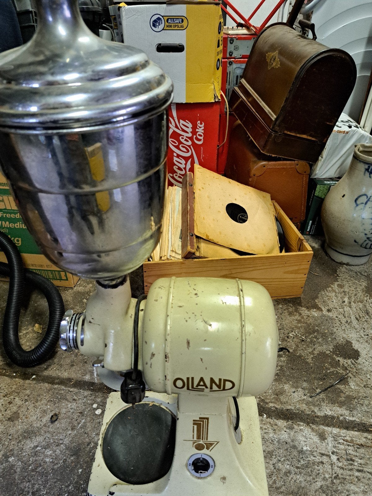 Vintage Olland maalmachine, Antiek en Kunst, Antiek | Keukenbenodigdheden, Ophalen
