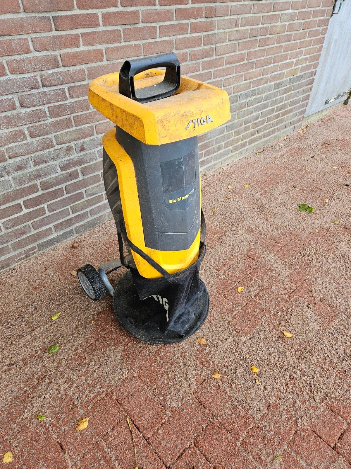 STIGA BIO MASTER 2200 hakselaar, Ophalen, Stiga, Zo goed als nieuw, Met opvangzak