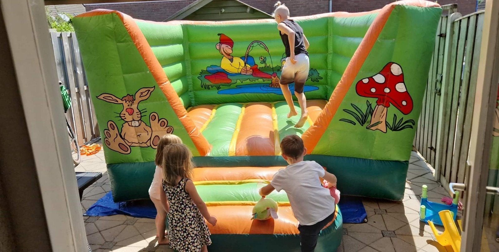 Opblaasbaar springkasteel met blower, Ophalen, Gebruikt