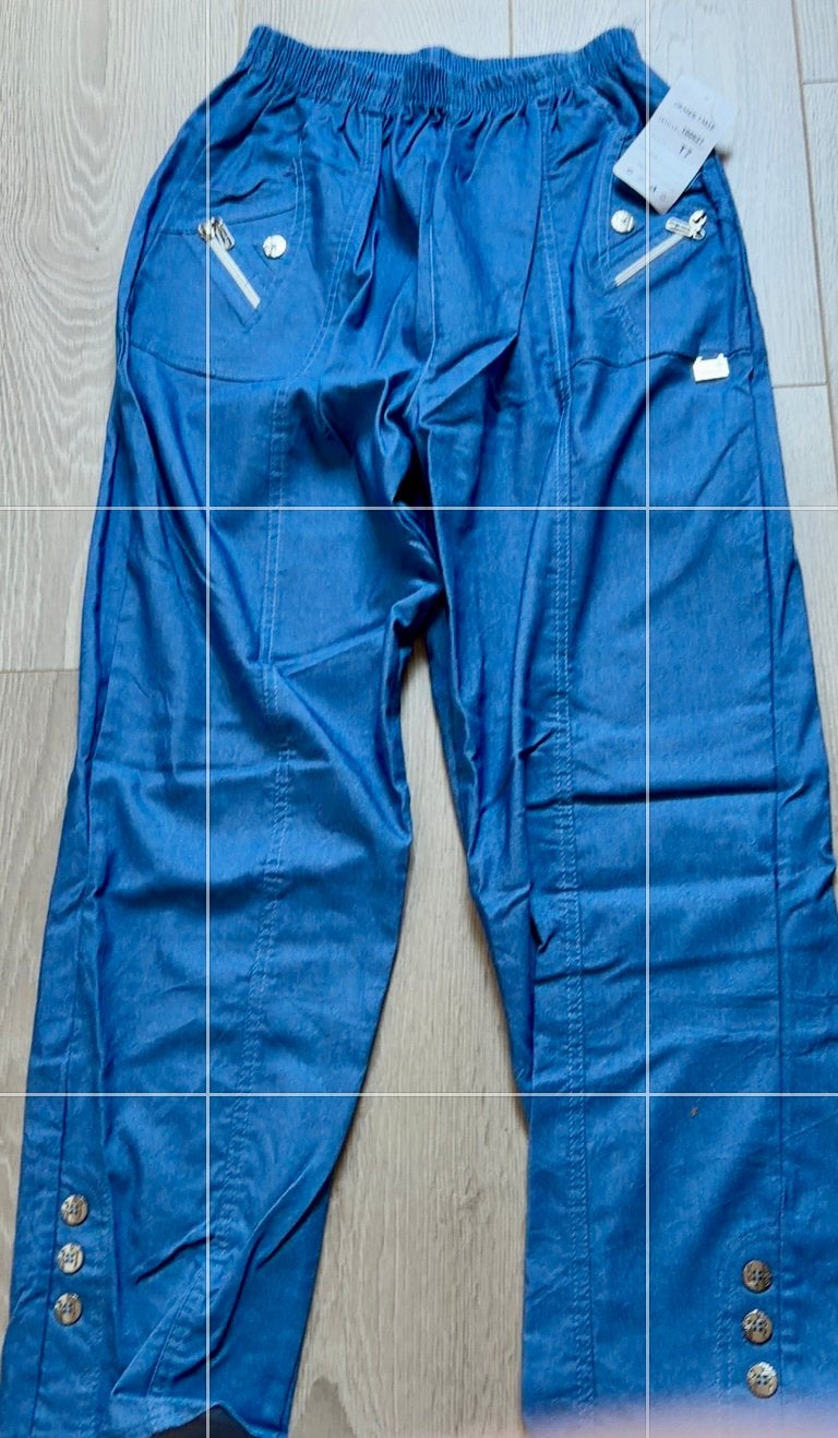 Te koop, Dames pantalon , Nieuw Blauw. € 3,00, Blauw, Maat 42/44 (L), Ophalen of Verzenden, Zo goed als nieuw