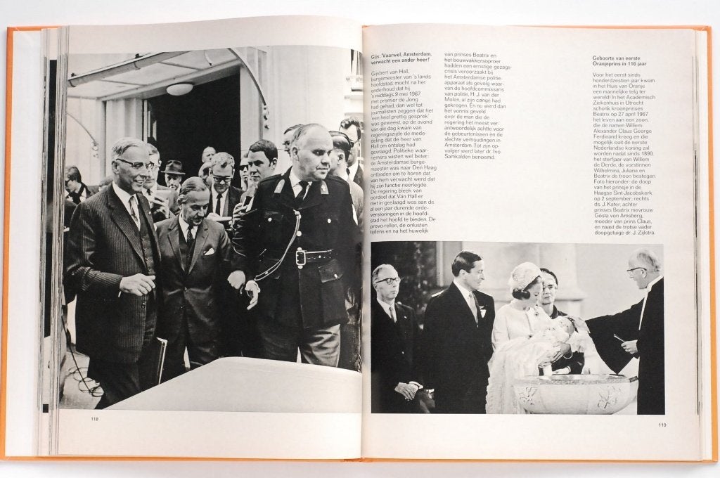 De 32 jaren van Juliana 1948-1980, Verzenden, 20e eeuw of later, Zo goed als nieuw