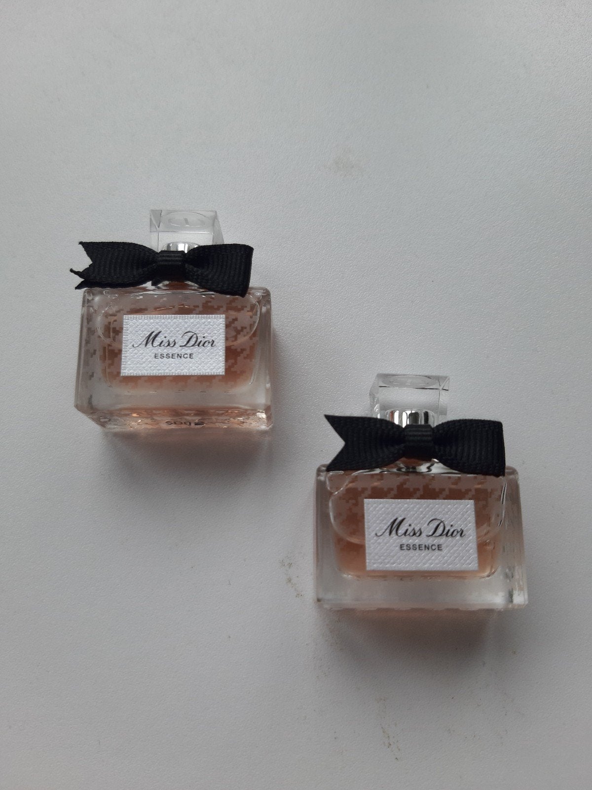 Miss Dior Essence De Parfum 2 Miniaturen 5ML Per Stuk., Verzenden, Nieuw