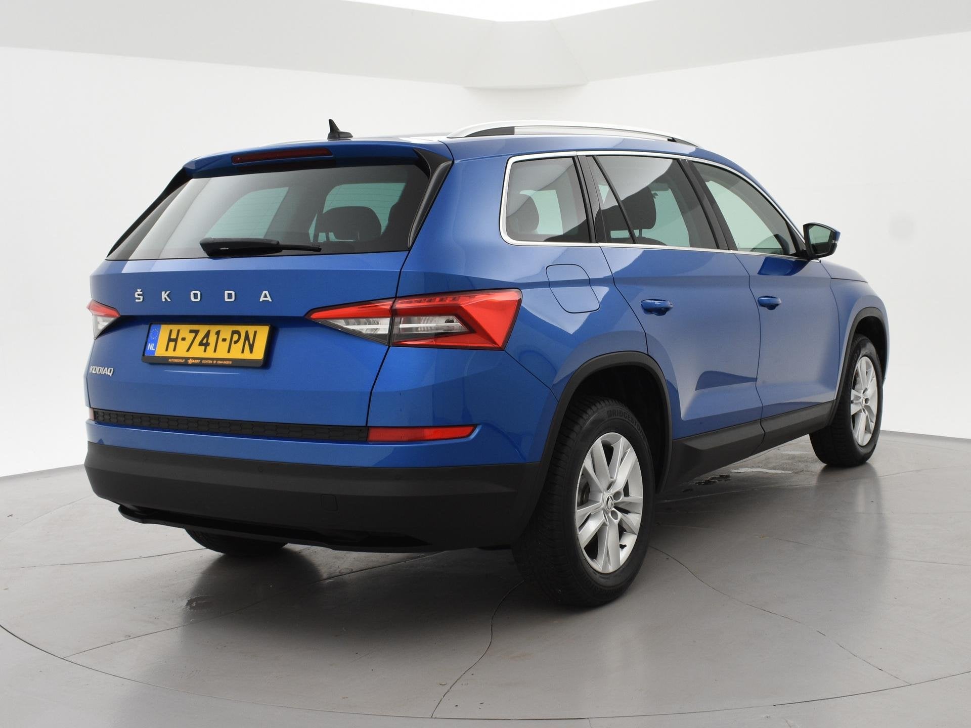 Skoda Kodiaq 1.5 TSI 150 PK DSG AUT. *RACE BLUE METALLIC* +, Automatische klimaatregeling, Stof, 4 cilinders, 150 pk