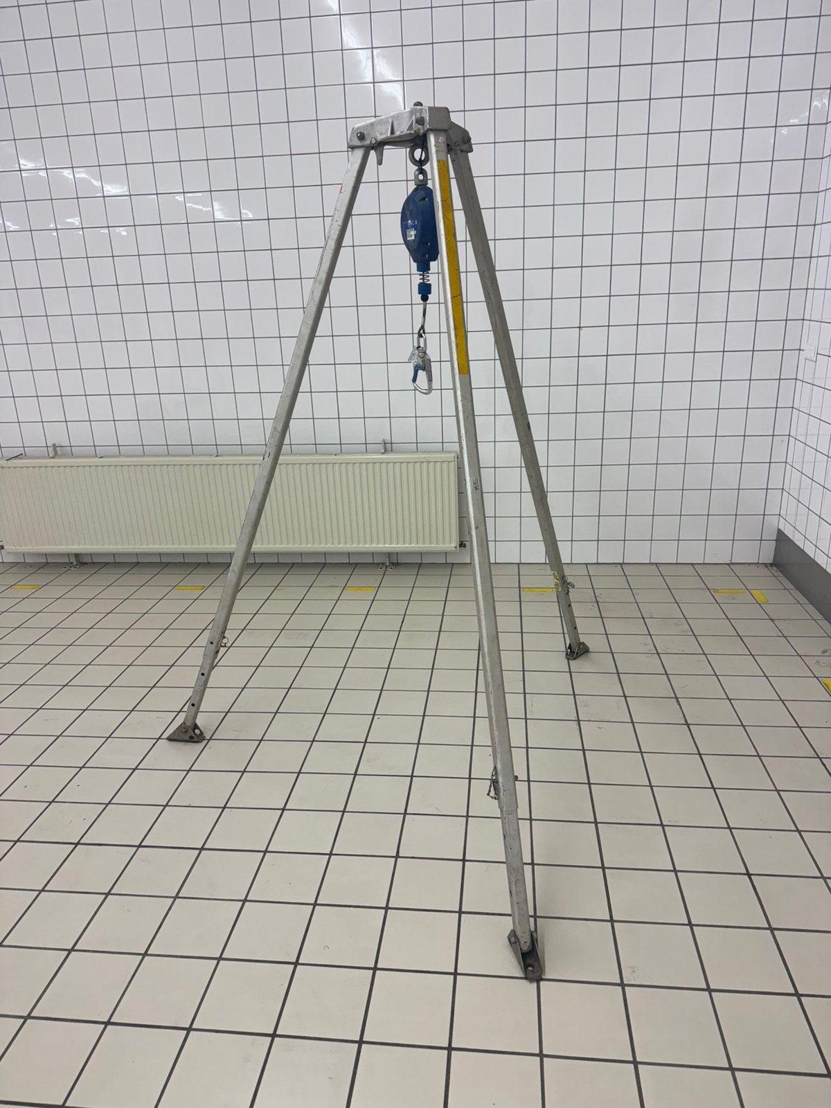 Lierstatief tripod, Ophalen, Zo goed als nieuw