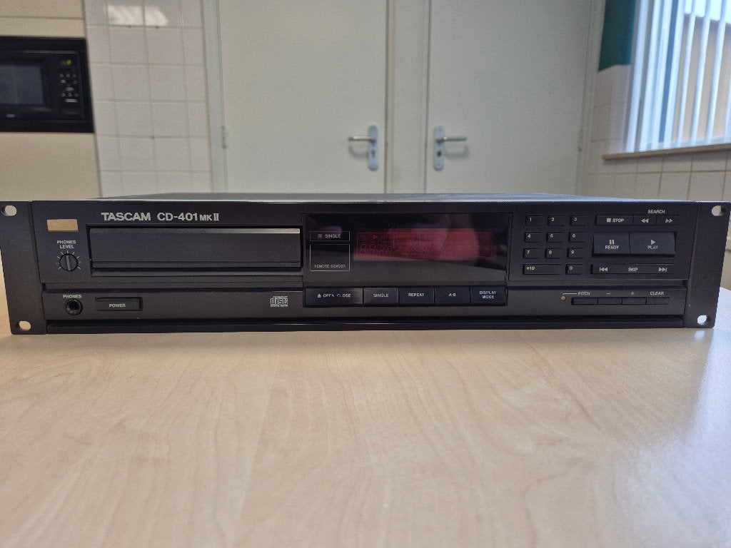 Tascam CD-401 CD speler, Ophalen of Verzenden, Gebruikt, Audio