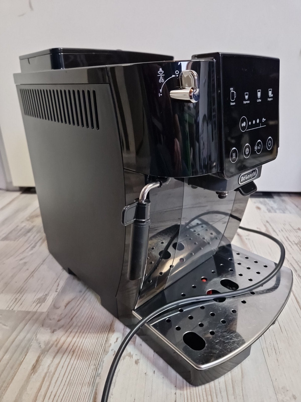 De Longhi Magnifica Start koffiezetapparaat, Witgoed en Apparatuur, Koffiezetapparaten, Ophalen, Gebruikt, Koffiemachine, 2 tot 4 kopjes