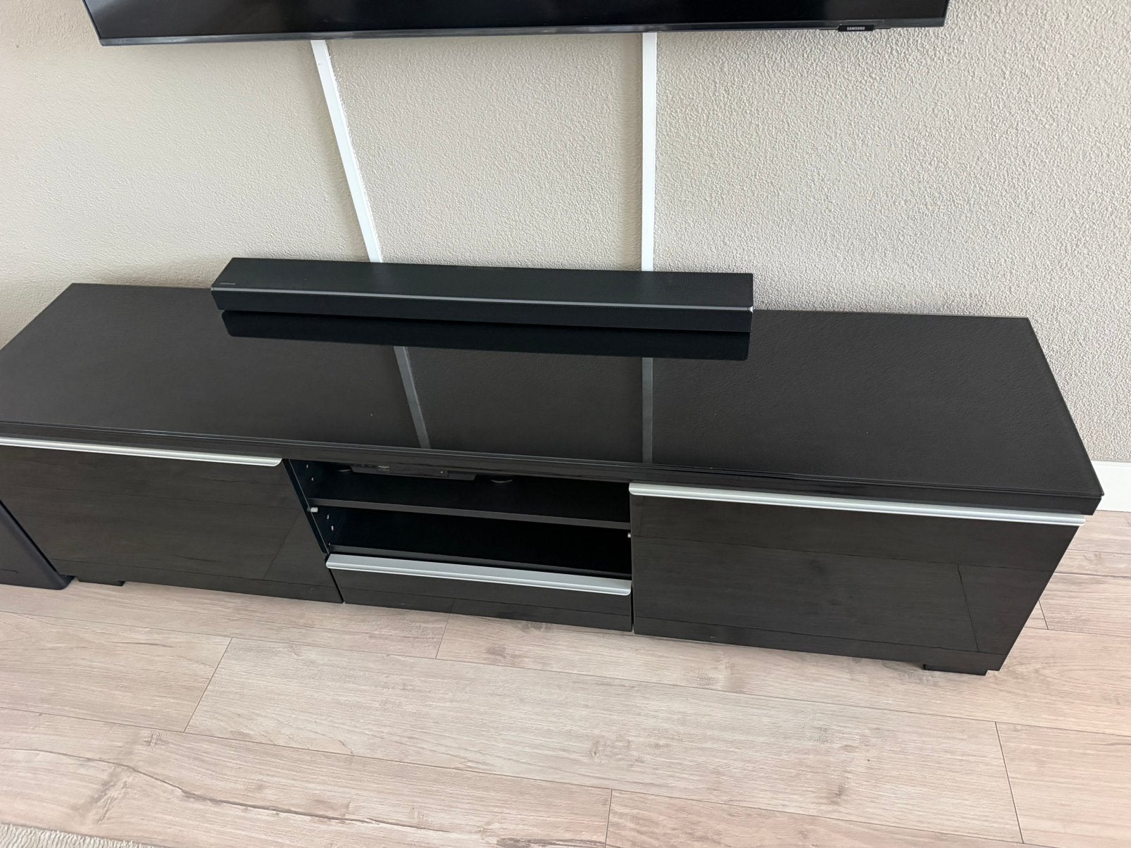 Zwart TV-meubel / TV-kast met opbergruimte, Ophalen, Overige materialen, Gebruikt, 150 tot 200 cm