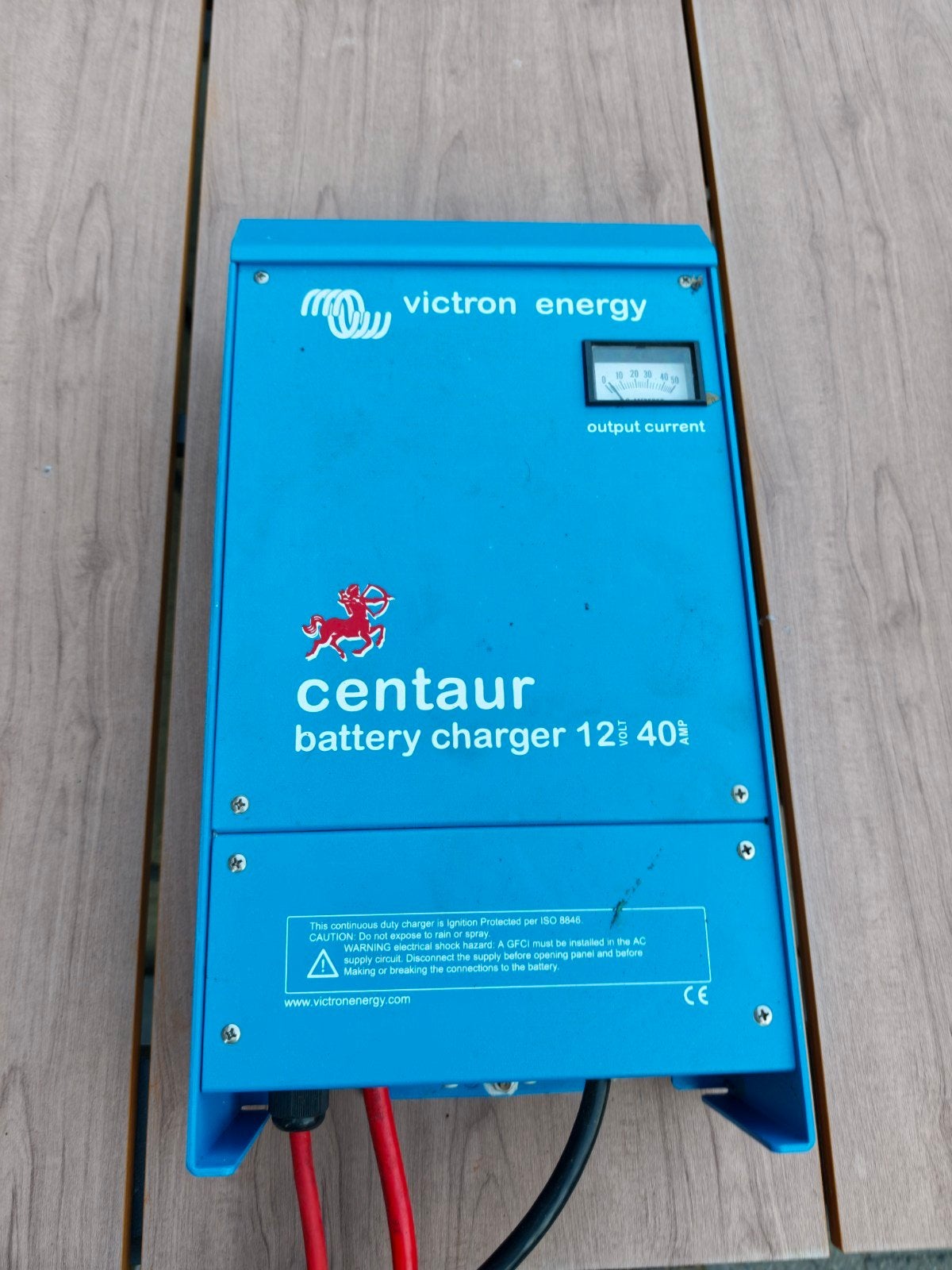 Victron Energy Centaur acculader 12V 40A, Ophalen of Verzenden, Gebruikt, Onderhoud en Reparatie