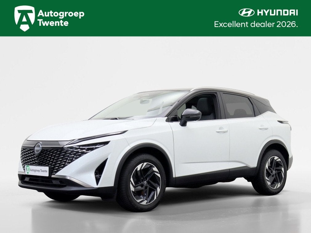 Nissan QASHQAI 1.3 MHEV X N-Connect | Panoramadak | Private, Automaat, Zwart, 4 cilinders, Leder en Stof