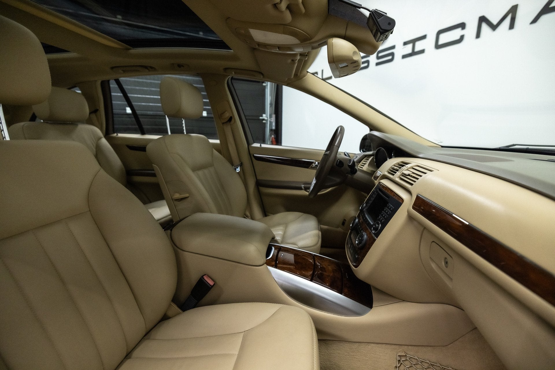 Mercedes-Benz R-Klasse 500 4-Matic 7p. Btw auto, Fiscale waa, Automaat, 5461 cc, 7 stoelen, Zwart