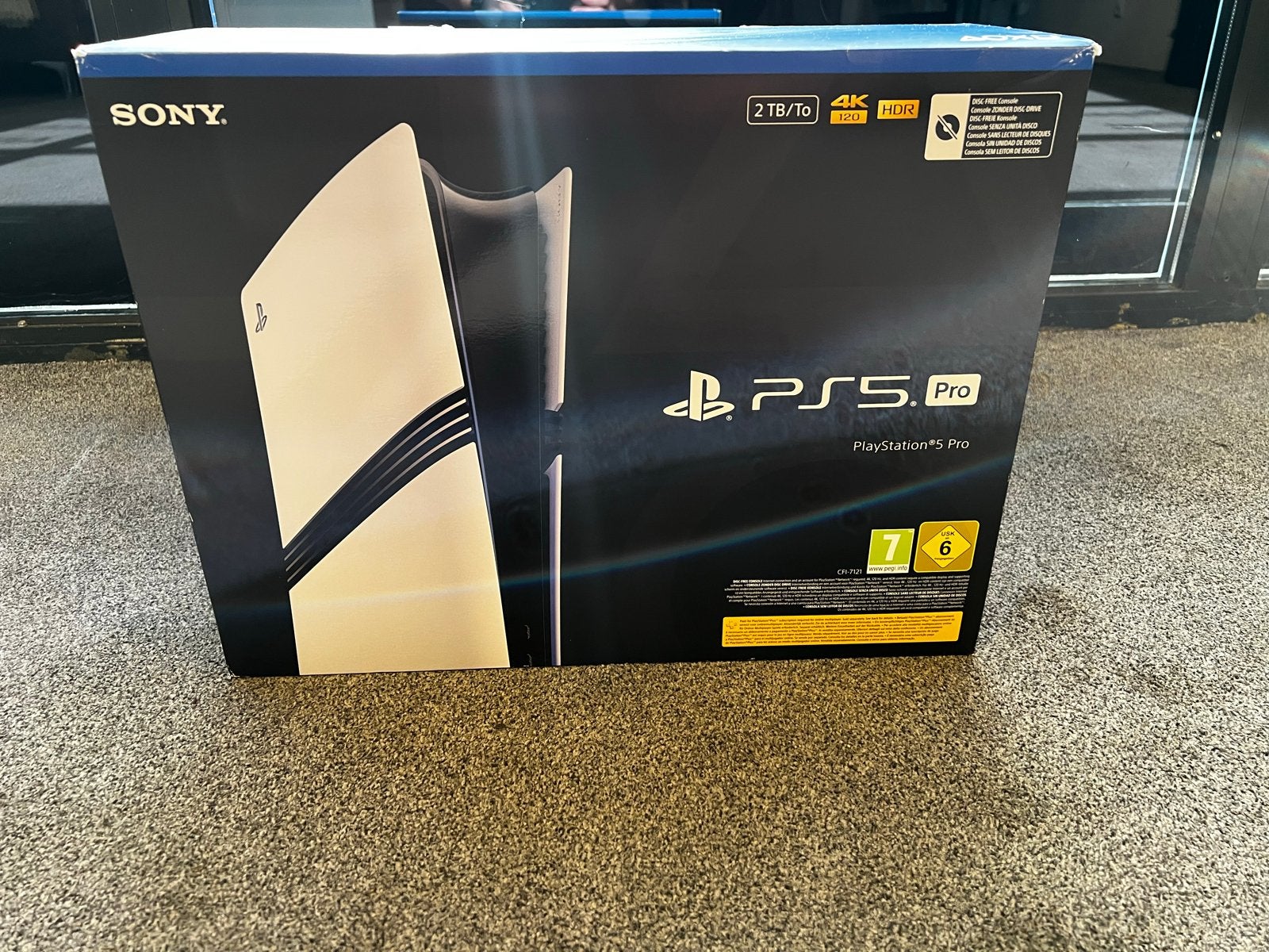 PlayStation 5 Pro Digital Edition 2TB - Nieuw in doos, Spelcomputers en Games, Ophalen, Nieuw, Playstation 5 Digital