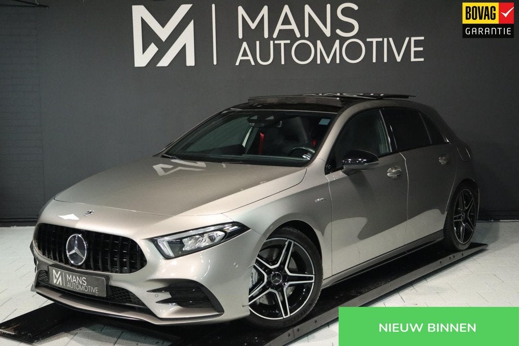 Mercedes-Benz A-klasse AMG 35 4MATIC / PANO / CAMERA / DODEH, Auto's, Mercedes-Benz, Automaat, Origineel Nederlands, Bedrijf, Vierwielaandrijving