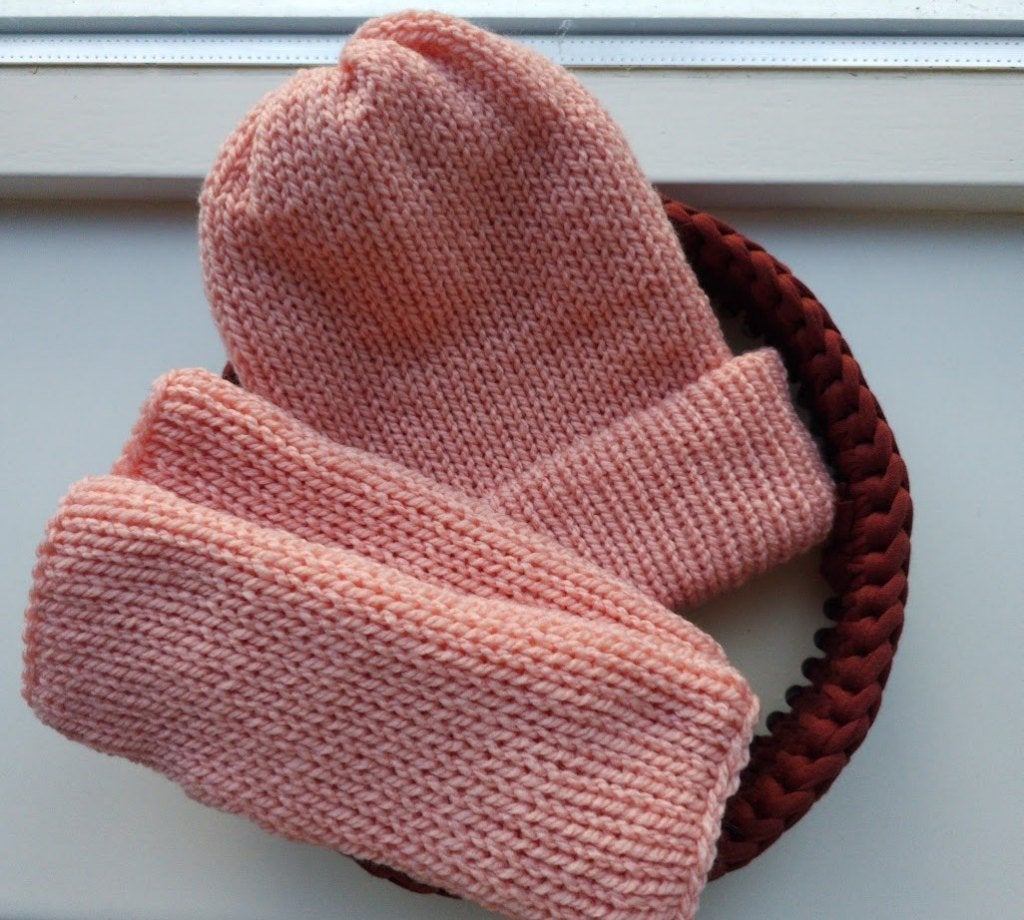 Roze muts met vingerloze handschoenen | handgemaakt, Kleding | Dames, Nieuw, Ophalen of Verzenden, Handgemaakt, Maat 36 (S)